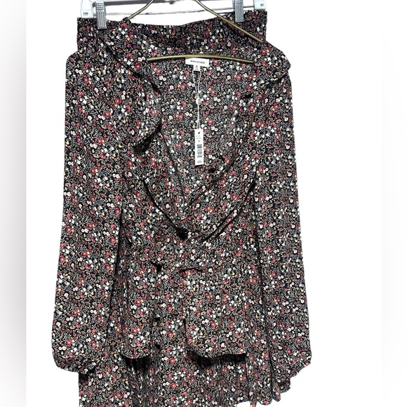 Two piece floral set  Blouse & Maxi Skirt Floral NWT Medium Two Piece Separate - Picture 13 of 16